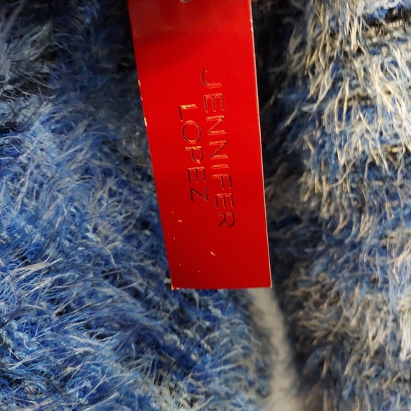 Jennifer Lopez Light Weight Sweater 💙 Size XS - Picture 2 of 5